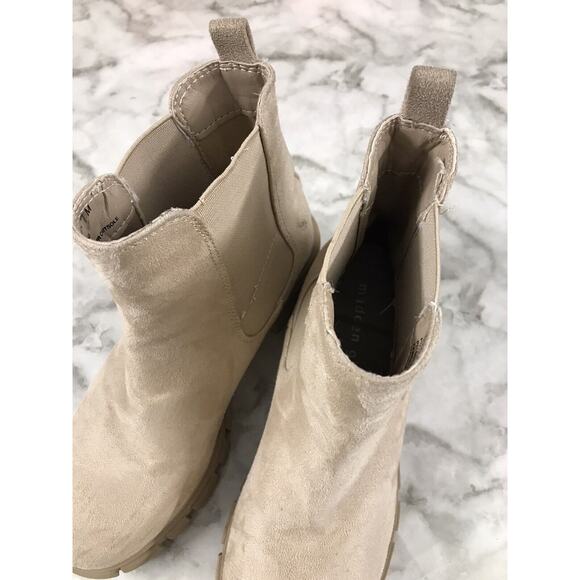 Madden Girl Women's Tessa Chelsea Boot Sand Fab Size 7M Thick Heel - Picture 4 of 10